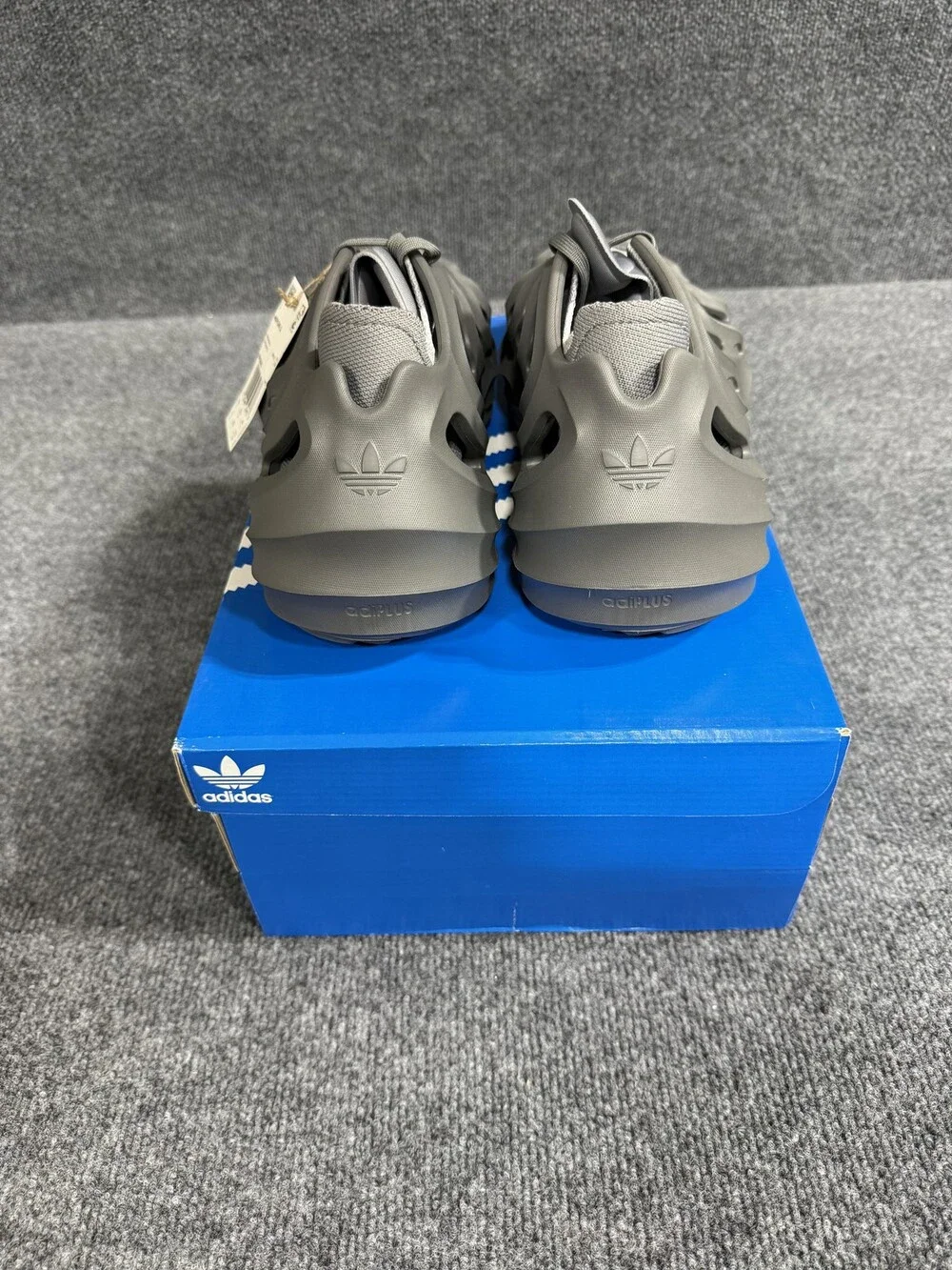 Adidas AdiFOM Q Shoes Mens Size 10 Gray Foam Sneaker Low Top Originals HP6585